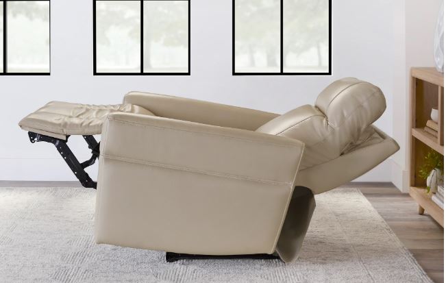 Bradford Steamboat Quartz Zero Gravity Recliner