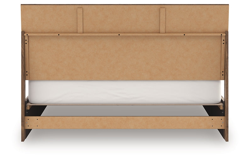 Chirason King Panel Bed