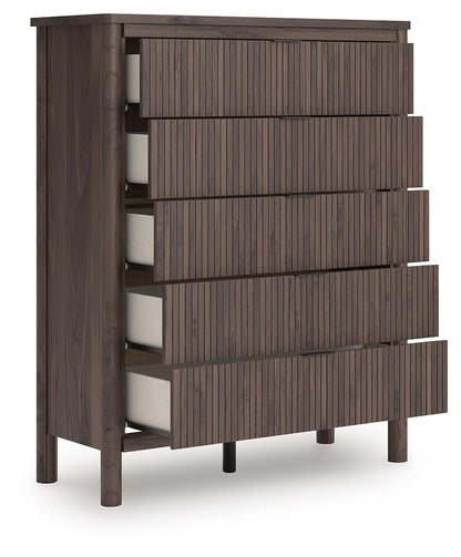 Pamytta Queen Upholstered Panel Bed, Dresser, Mirror and Nightstand