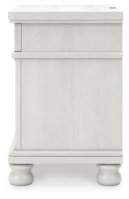 Rowlenstown King Poster Bed, Dresser, Mirror and Nightstand