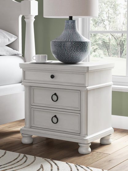 Rowlenstown King Poster Bed, Dresser, Mirror and Nightstand