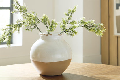 Vercott Vase